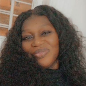 Meet your Posher, Awa